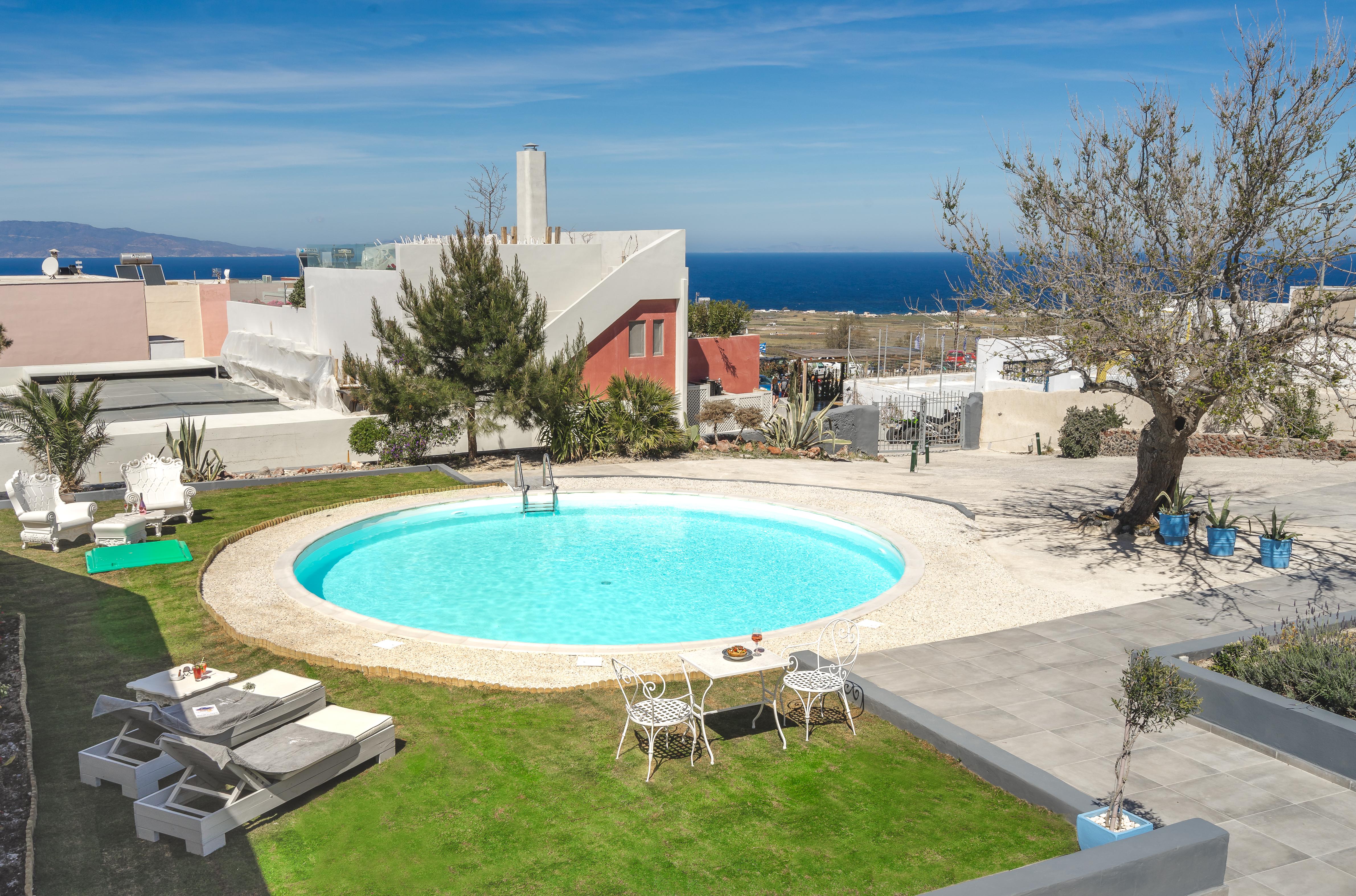 La Maltese Oia Luxury Suites Exterior photo